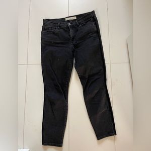 Gap women’s size 28R ankle jeans